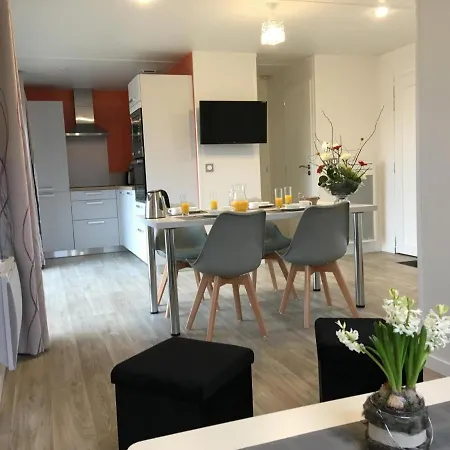 Mandarine La Vallee Des Noyers Lhommaize